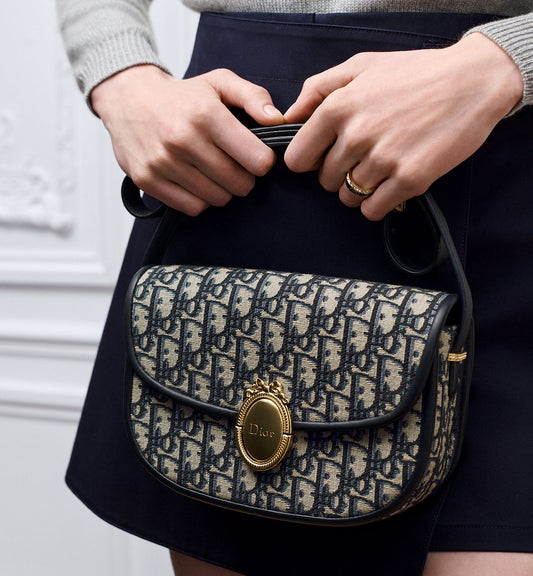 Medium Dior Médaillon Flap Bag