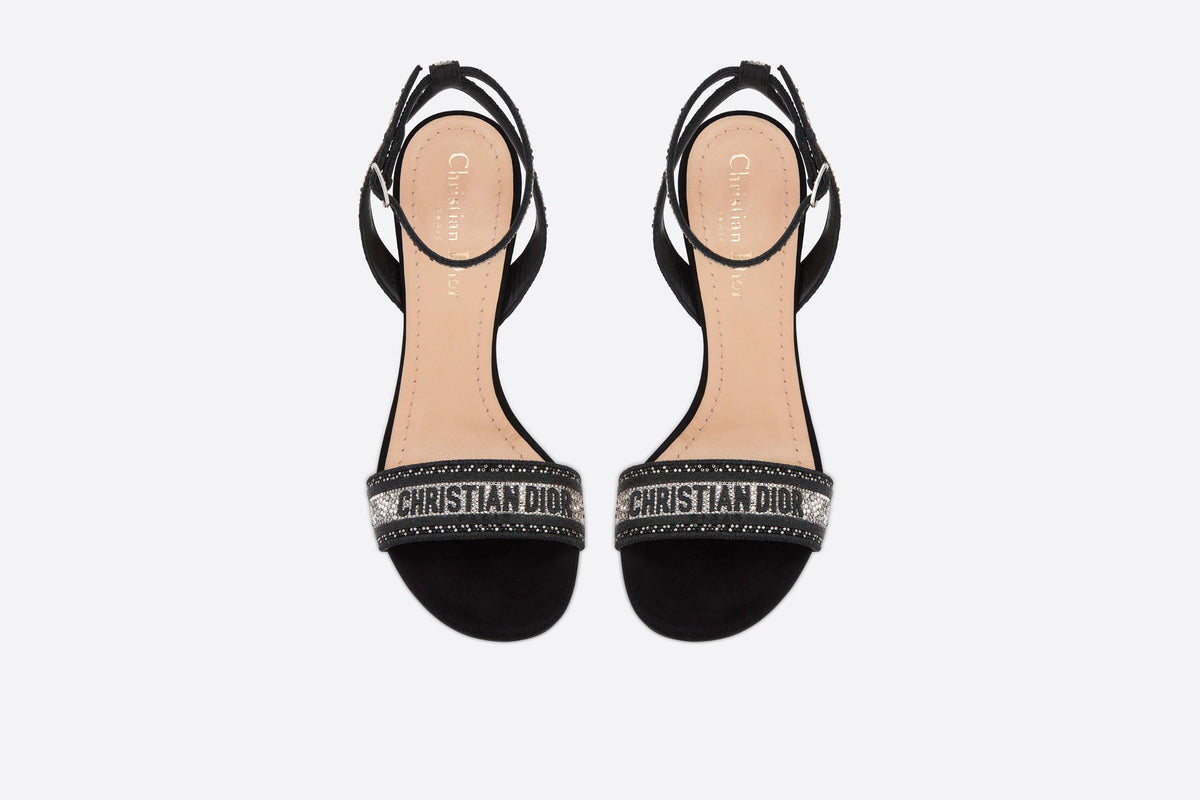 Dior pump