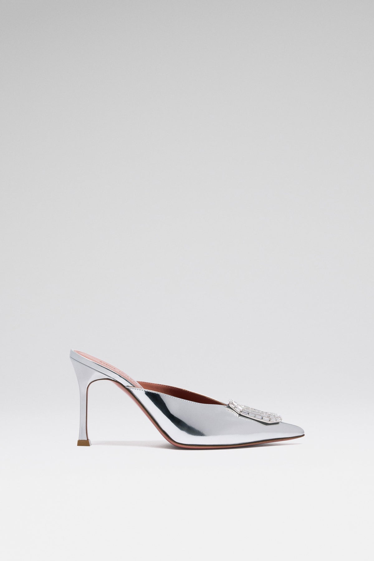 Amina muaddi  Camelia mule 90