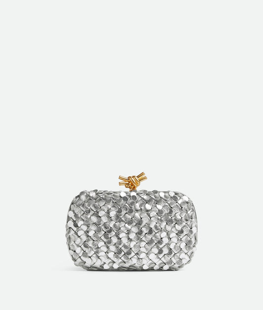 BOTTEGA VENETA

Knot Minaudiere Clutch