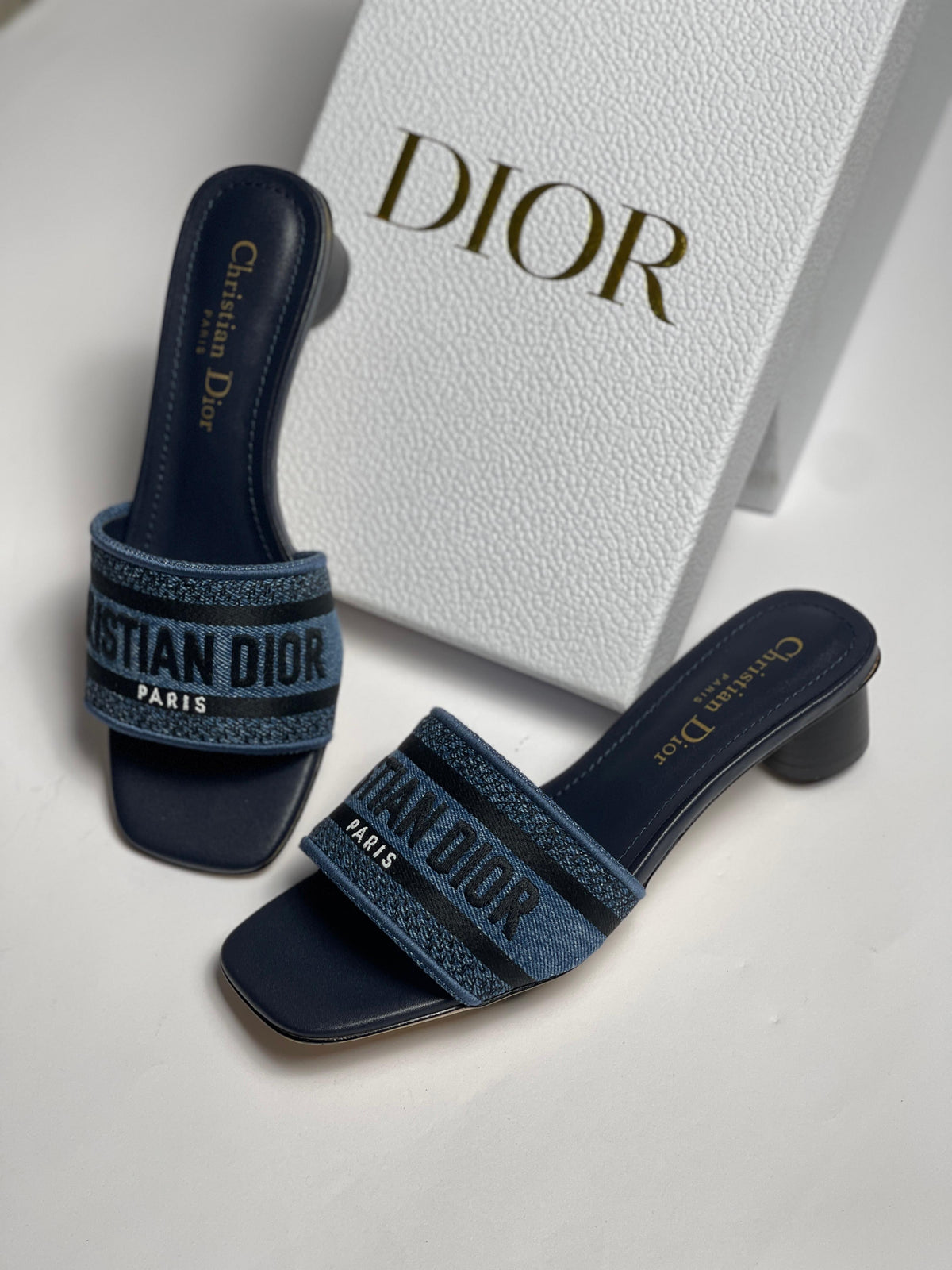 Dior