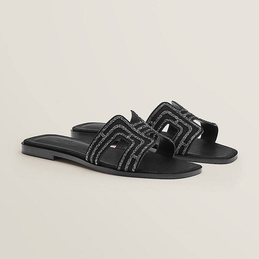 Oran sandal