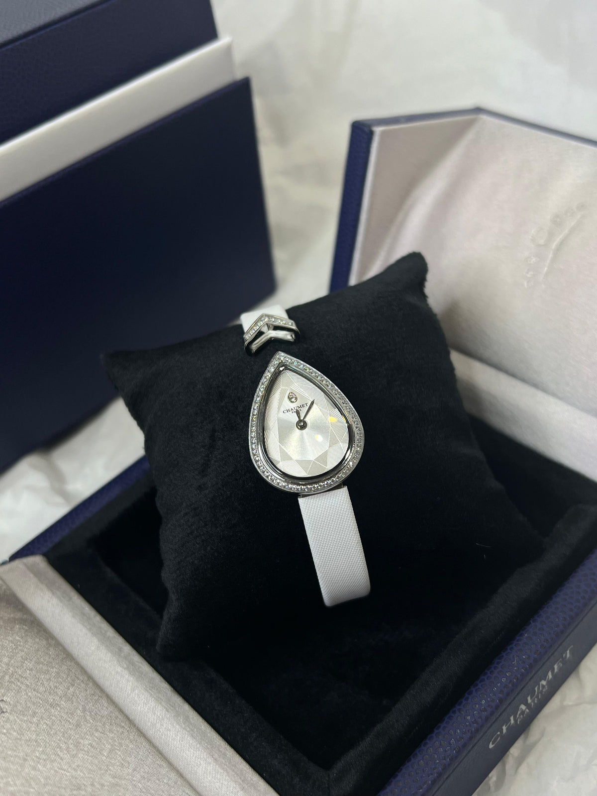 CHAUMET