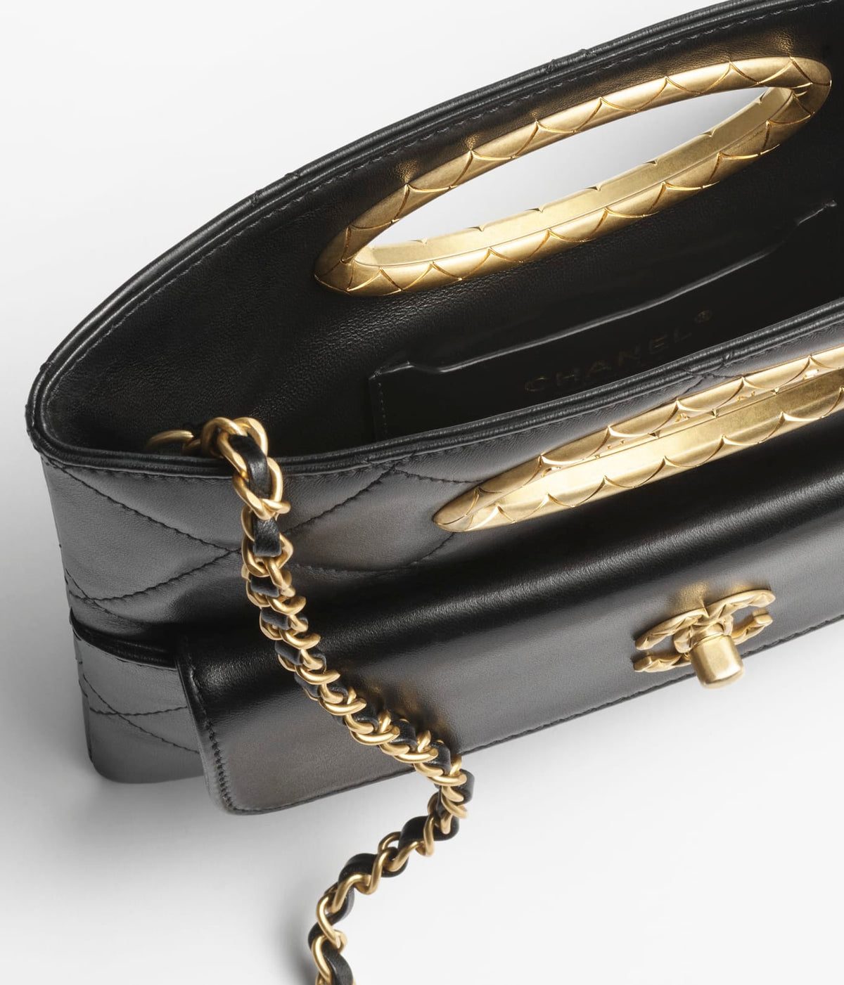 CHANEL CLUTCH
