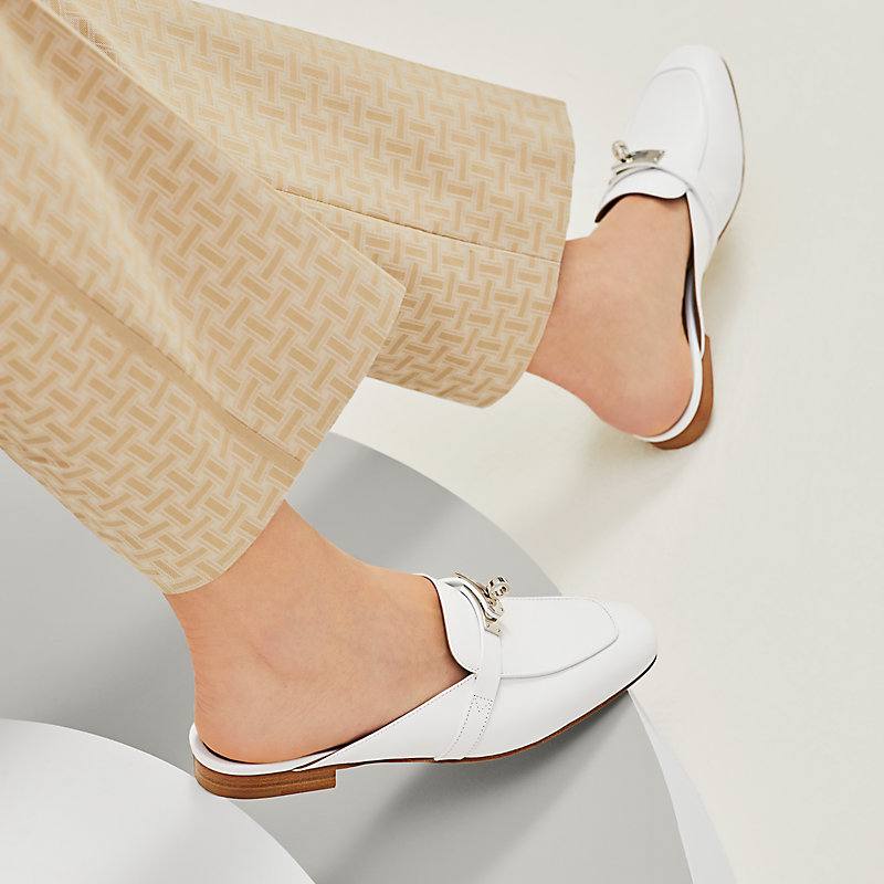 Hermes Oz mule