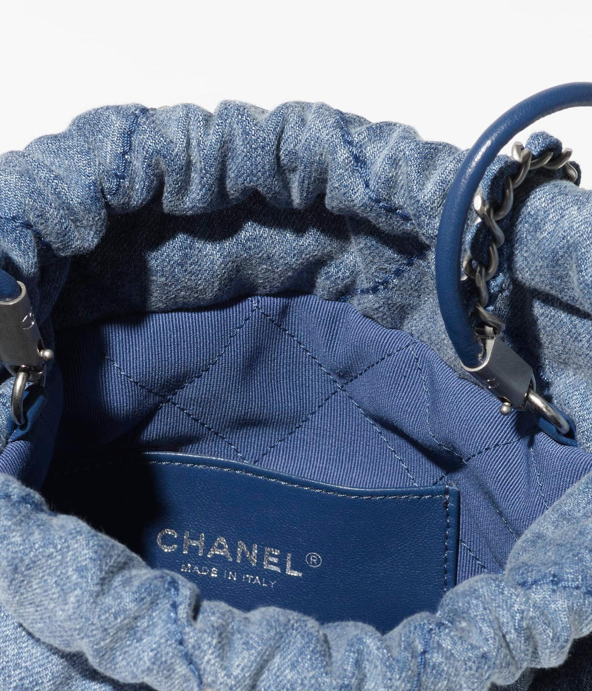 CHANEL 22 MINI HANDBAG