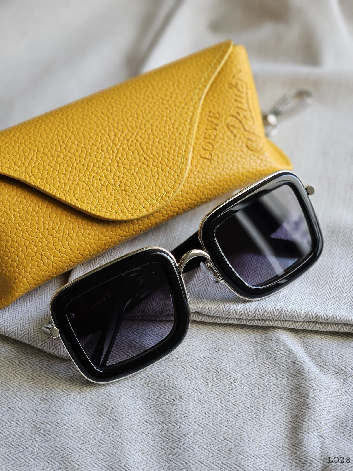 Loewe glasses