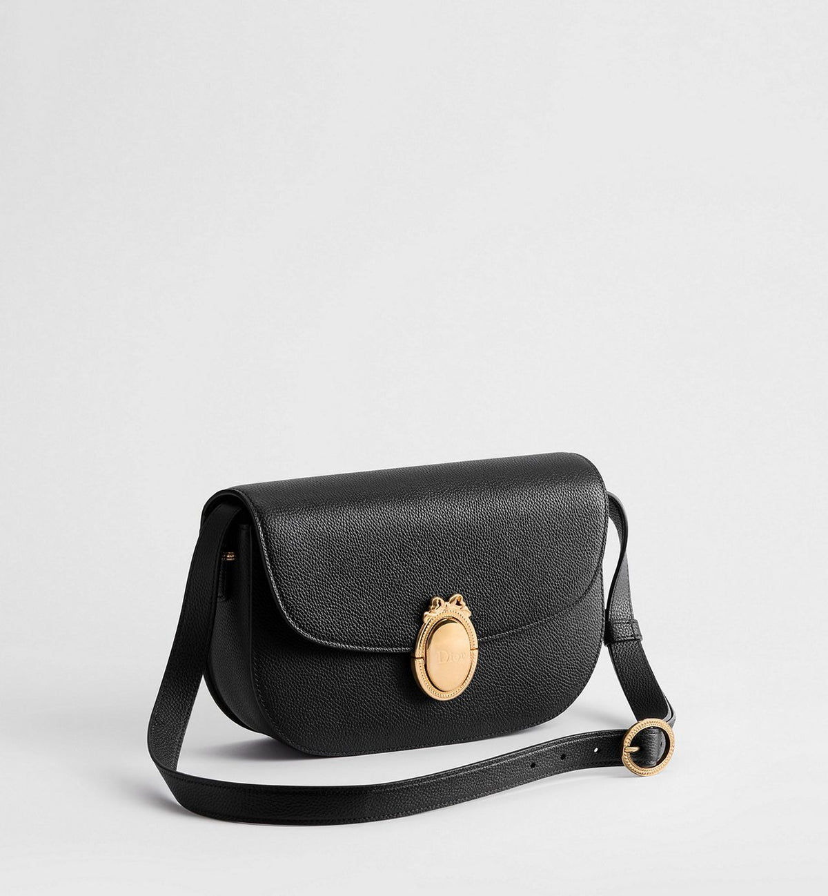 Medium Dior Médaillon Flap Bag