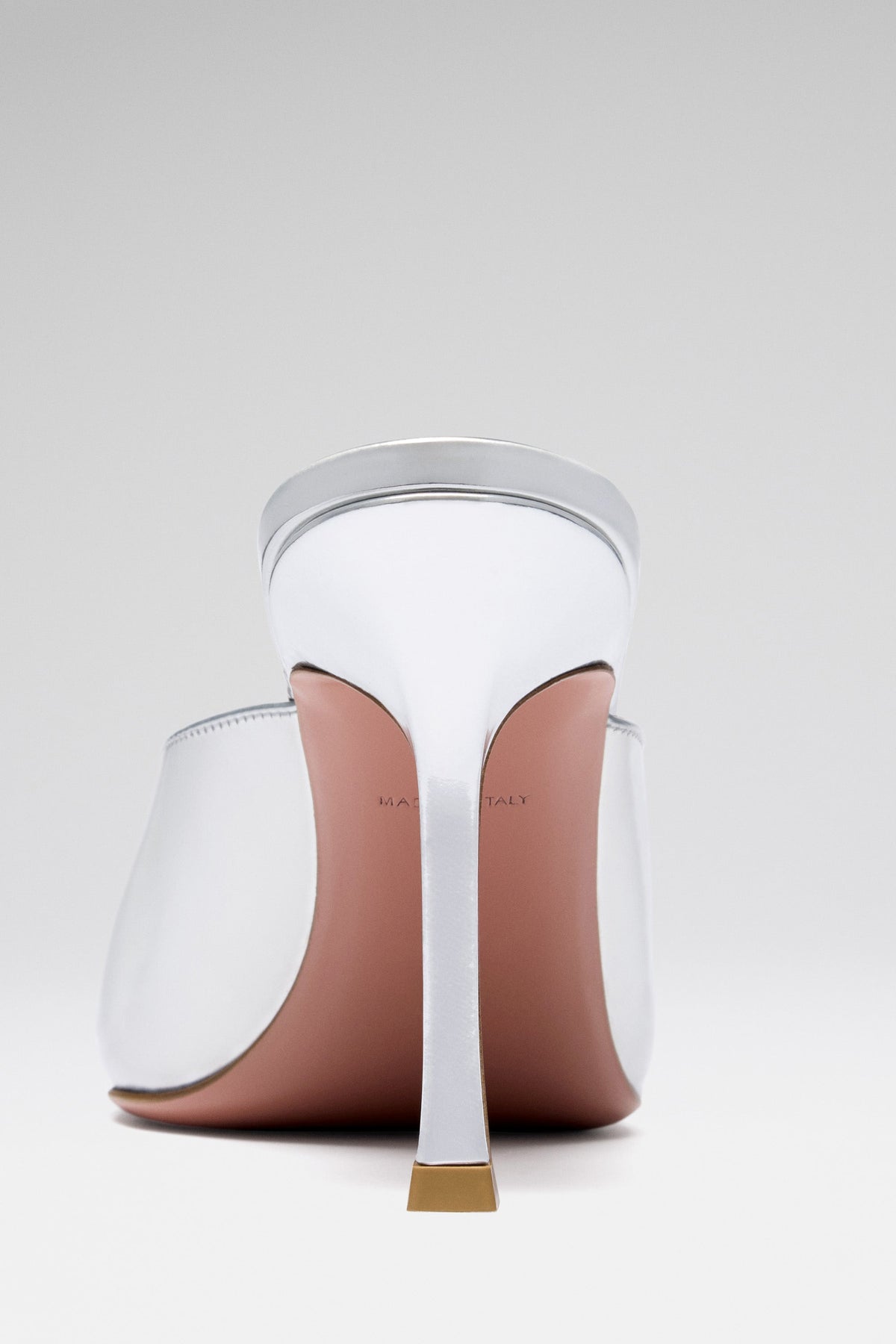 Amina muaddi  Camelia mule 90
